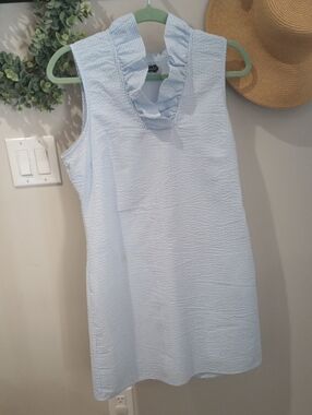 Mud Pie Women's Seersucker Blue/White Ruffle Neck Sleeveless Dress Size M